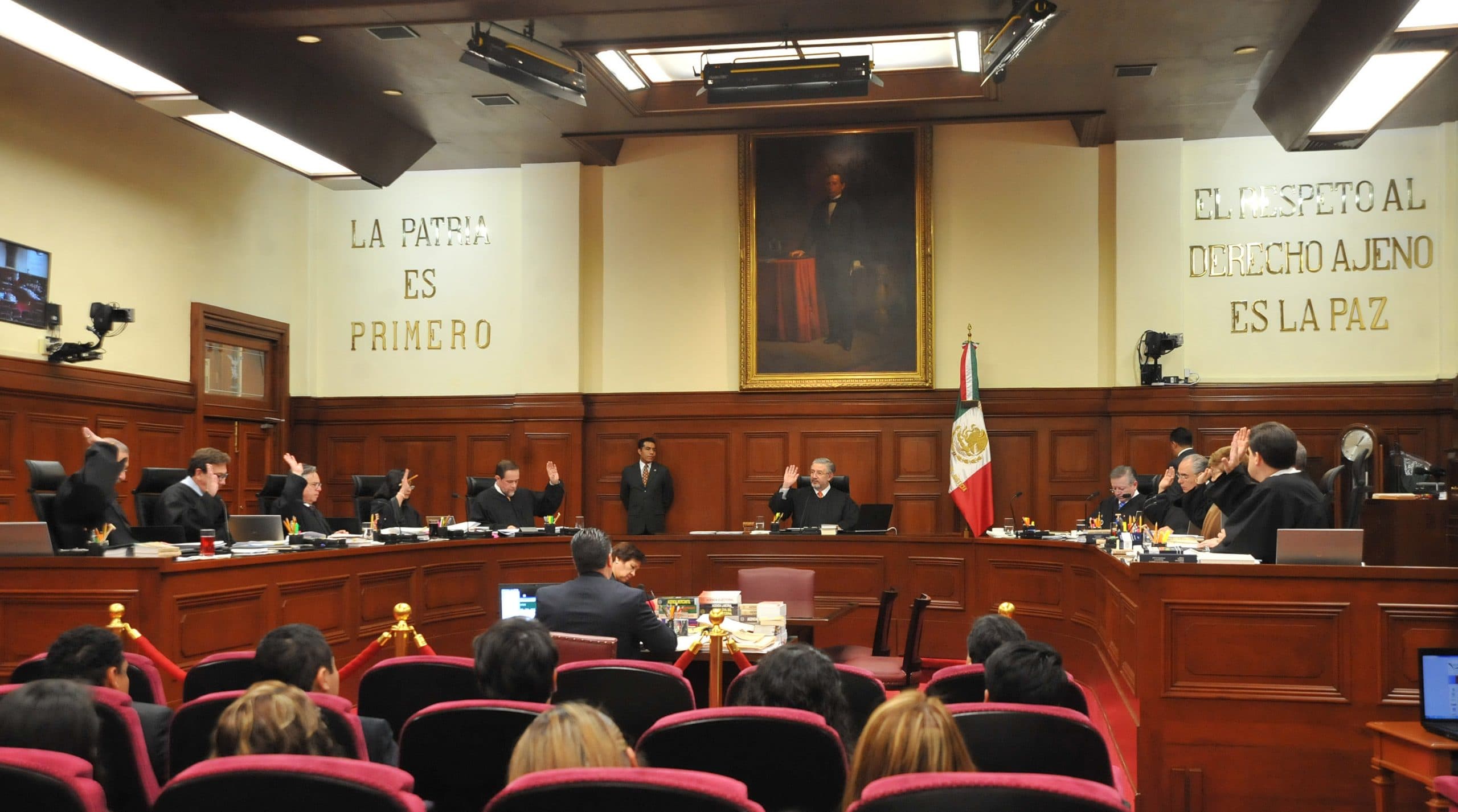 Acuerdan dar cumplimiento con la sentencia de amparo dictada por el Tribunal