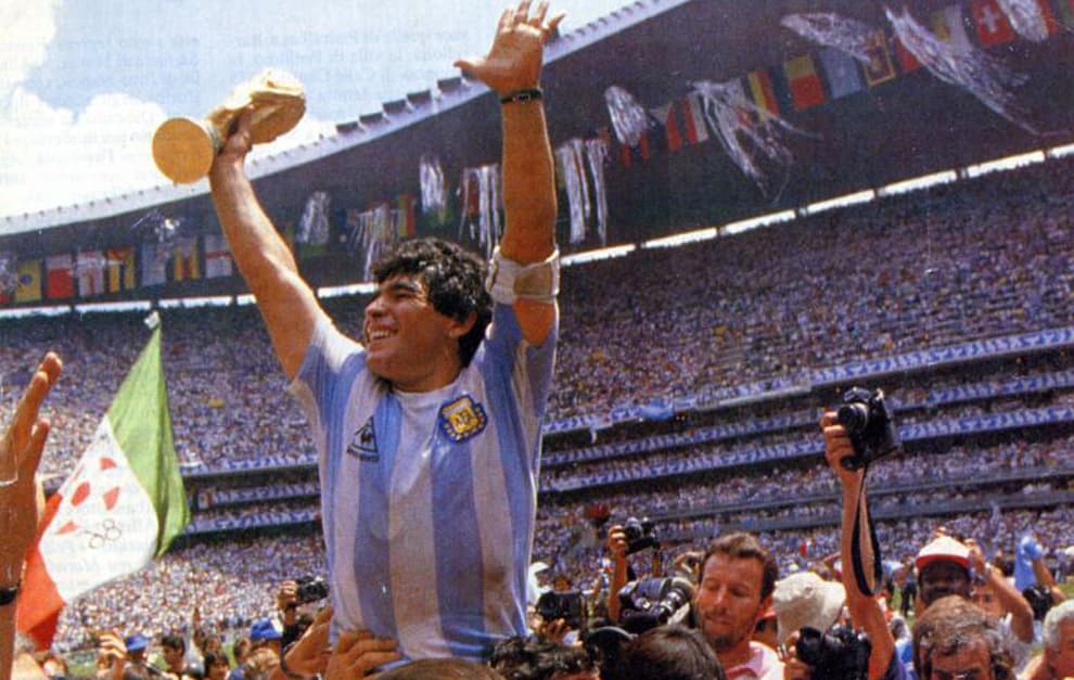 Maradona: murió el hombre, pero el futbolista vive