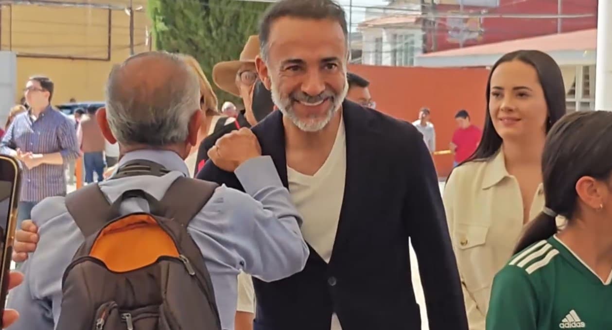 Contundente reelección de Fernando Flores en Metepec