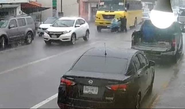 Dejan en libertad a chofer de camión urbano tras accidente en Prados