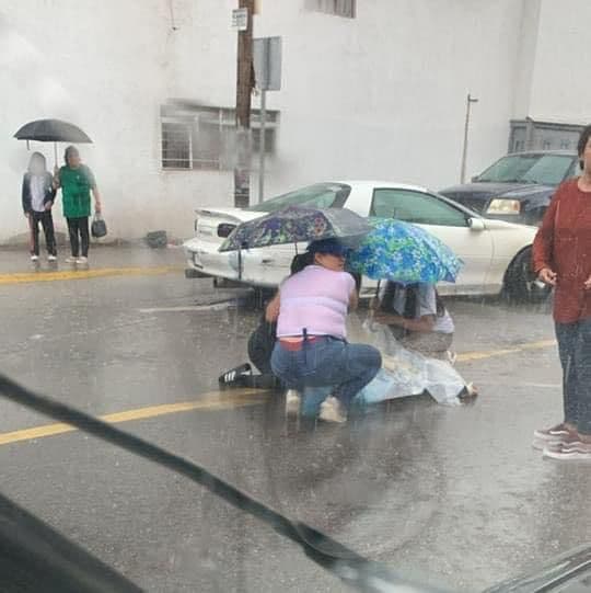 Niña fallece y otra queda gravemente herida tras ser atropelladas por un camión
