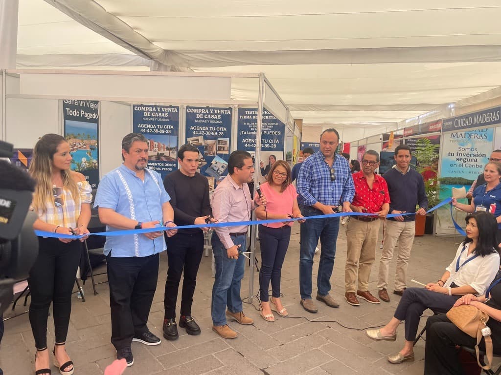 Realizan mega feria de la vivienda para trabajadores