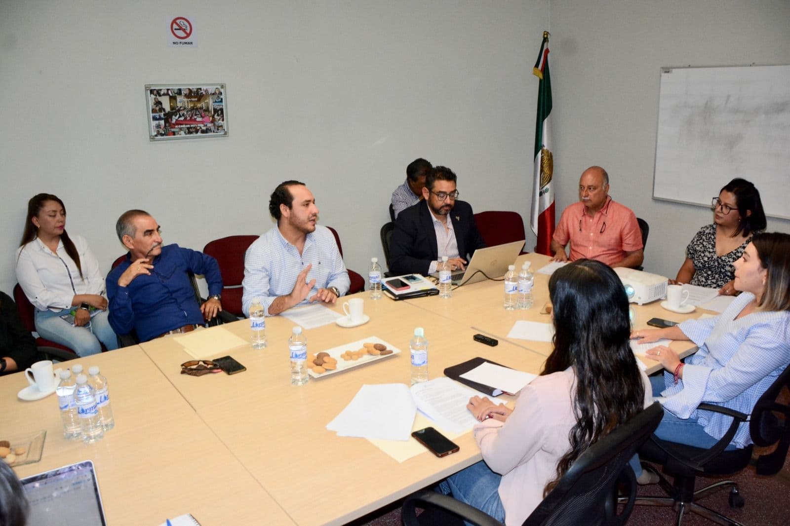 Aprueban convocatoria para Premio Municipal de la Juventud