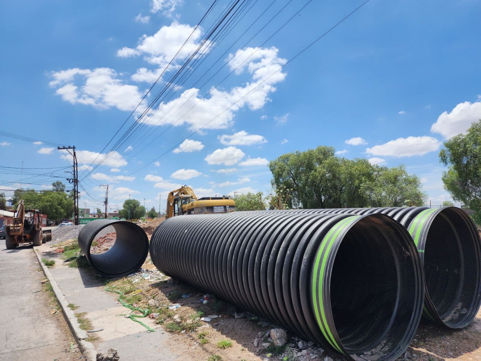 Construye Interapas ductos con materiales resistentes a impactos