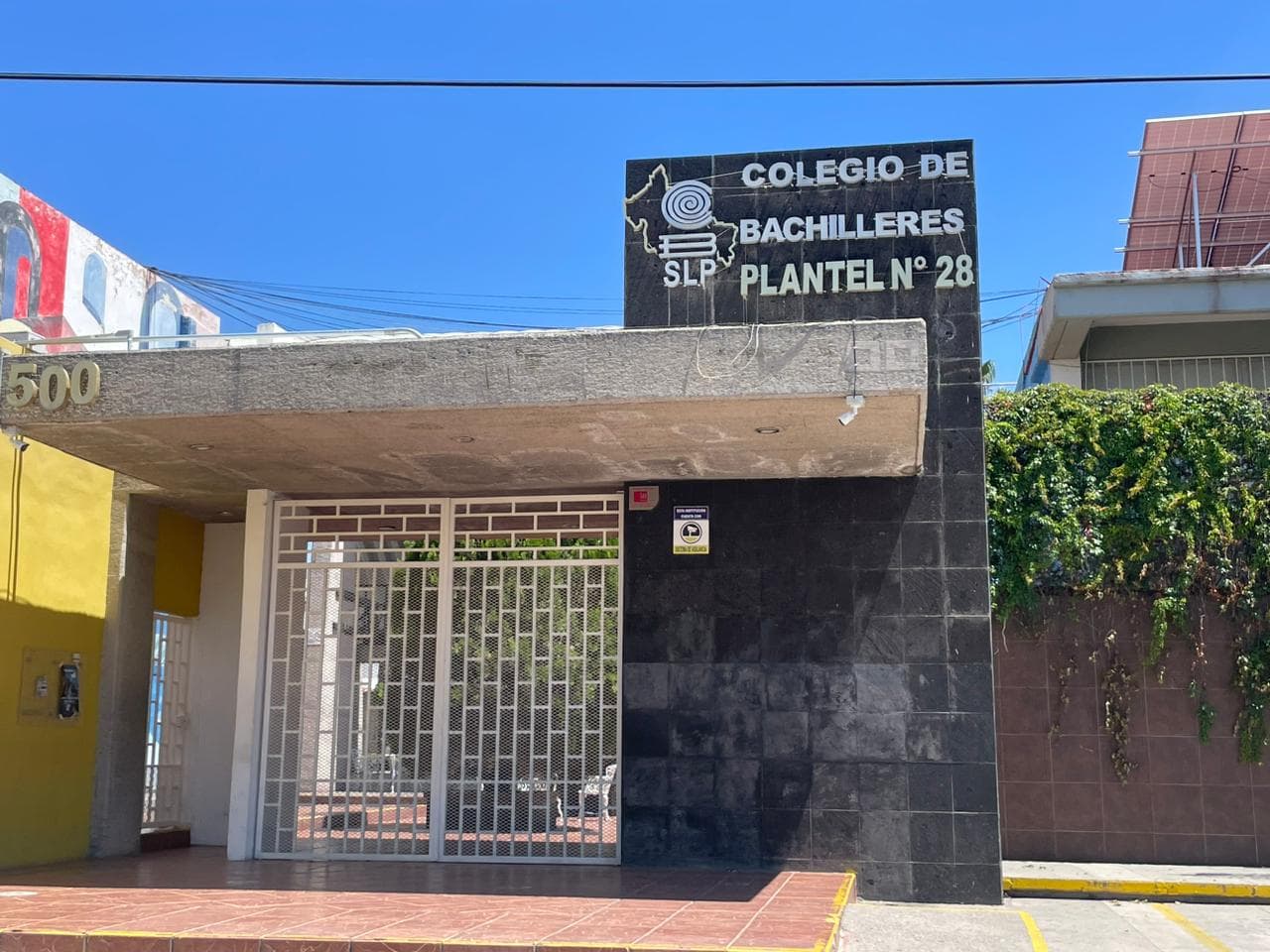 Entregan resultados de exámenes de admisión al COBACH