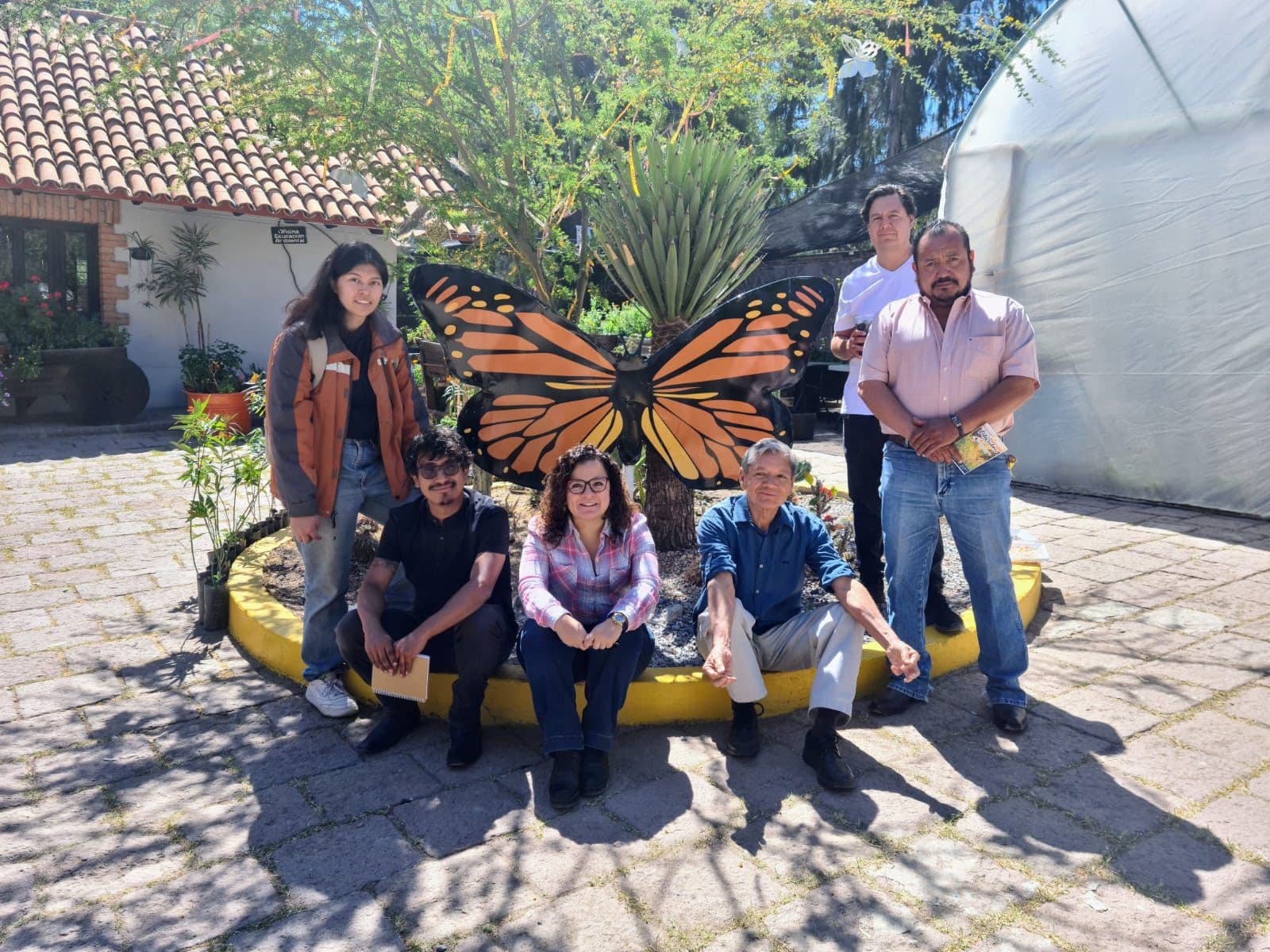 Para crear más huertos urbanos, personal del DIF Municipal es capacitado en materia ecológica por el Centro de Información y Educación Ambiental