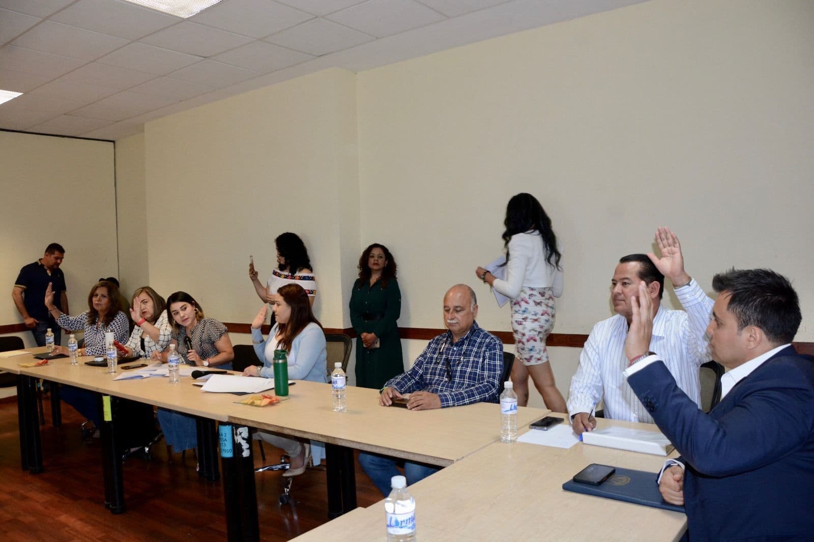 Comisiones de Gobernación y Cultura del Ayuntamiento de SLP aprueban institucionalizar premios municipales para reconocer a la ciudadanía