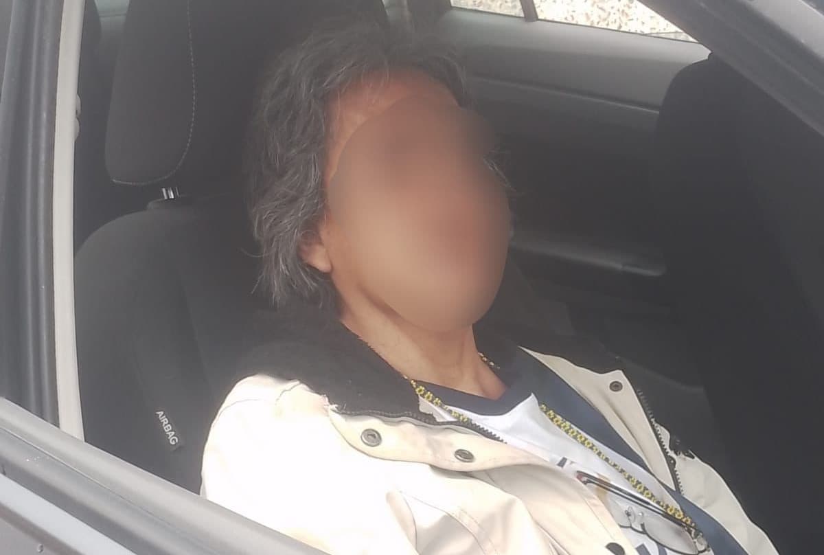 Sacan de su hogar a ancianita en la capital del estado
