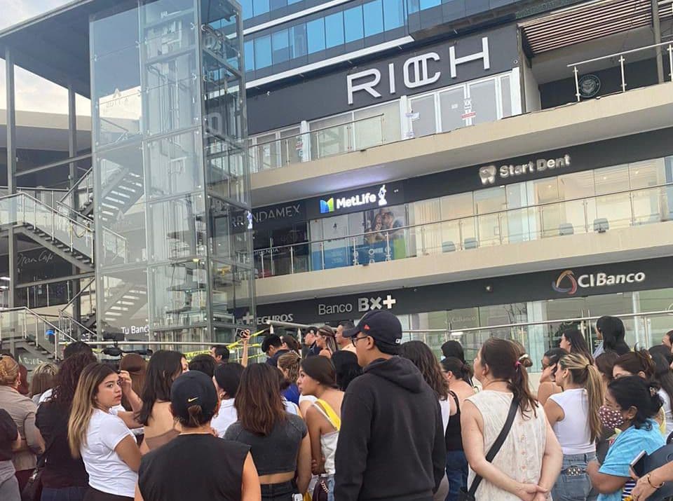 Dan de alta a dos jóvenes lesionados en antro Rich