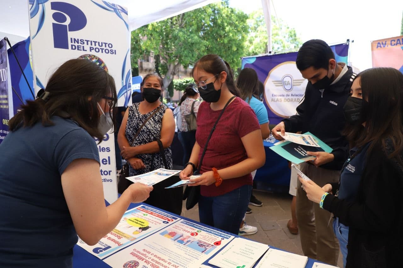 Prepara Ayuntamiento Feria Universitaria en el centro histórico