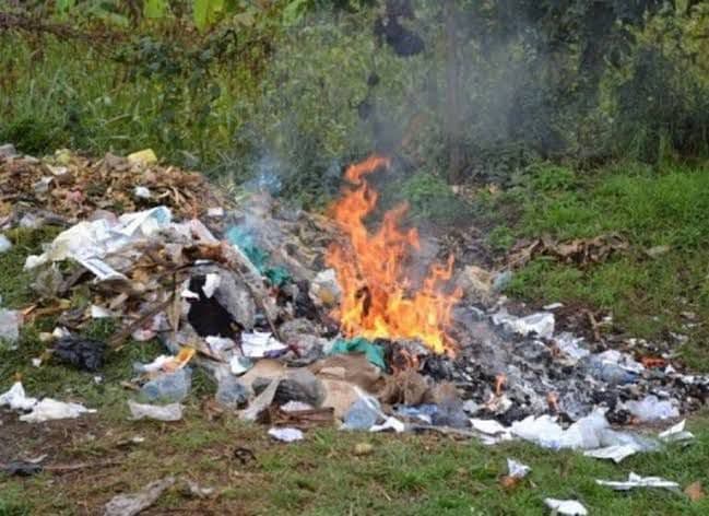Aumenta quema clandestina de basura en SLP
