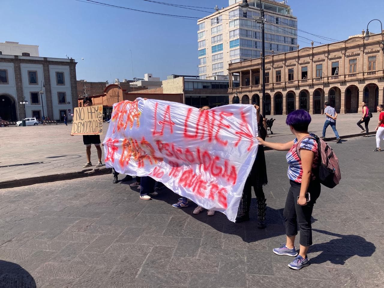 Estudiantes de psicología se manifiestan por proceso de elección de nuevo director