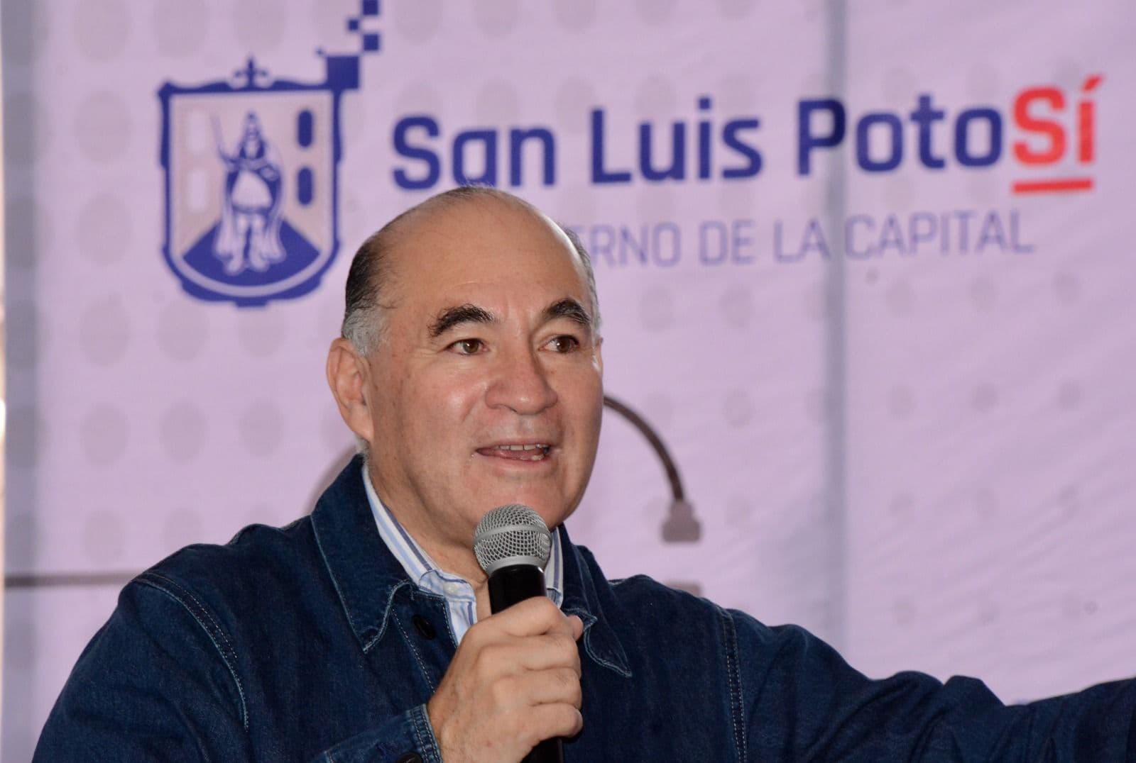 Enrique Galindo apuesta por un gobierno plural y eficiente