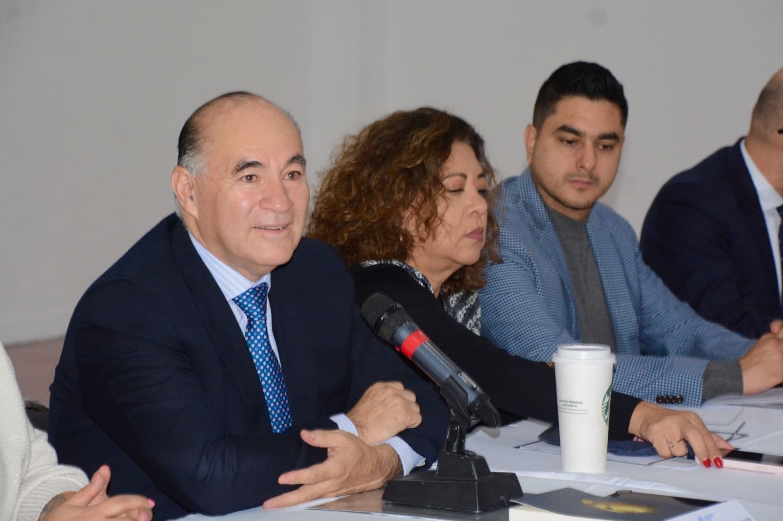 Incentiva Galindo al Gabinete del ayuntamiento a cerrar compromisos