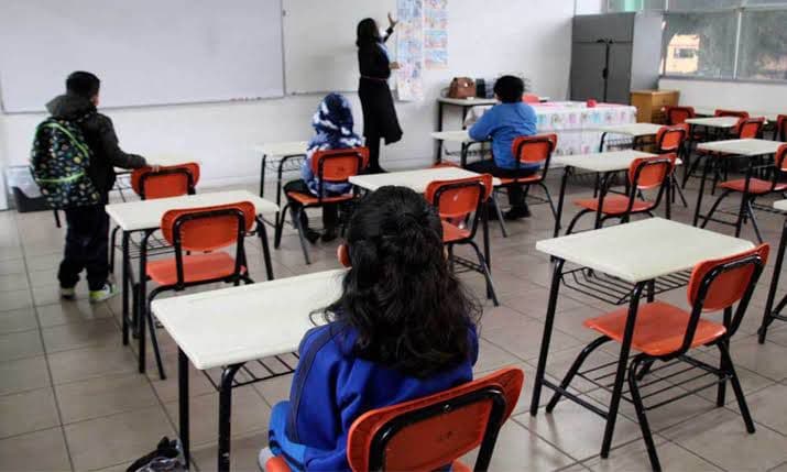Se beneficiarán docentes sindicalizados con incremento salarial
