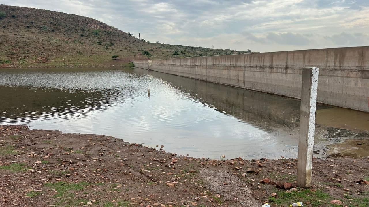 Realizan acciones de seguridad y prevención por lluvias en La Pila