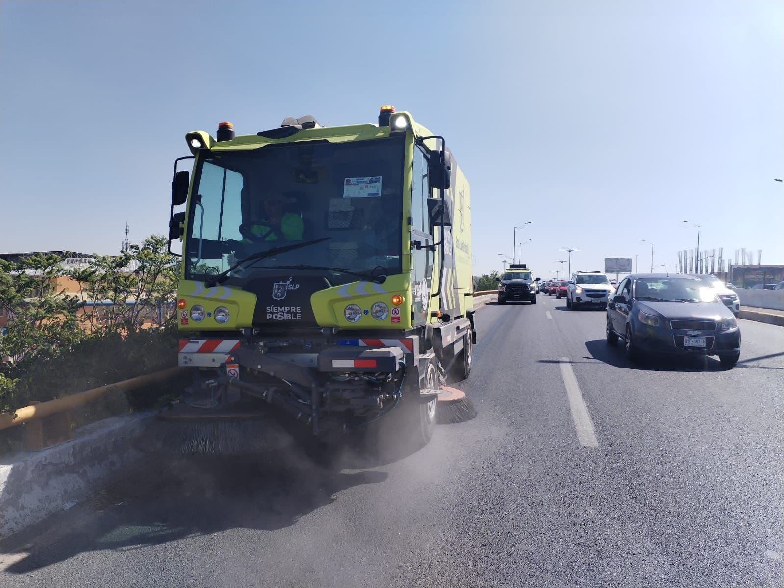 Realizará Ayuntamiento barrido mecánico nocturno en la capital