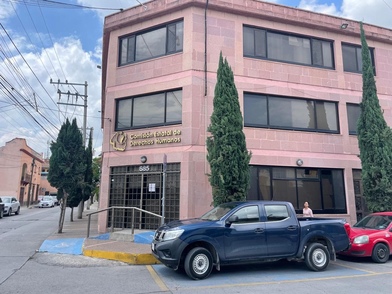 Denuncian víctimas que oficinas de CEDH no están brindando servicio