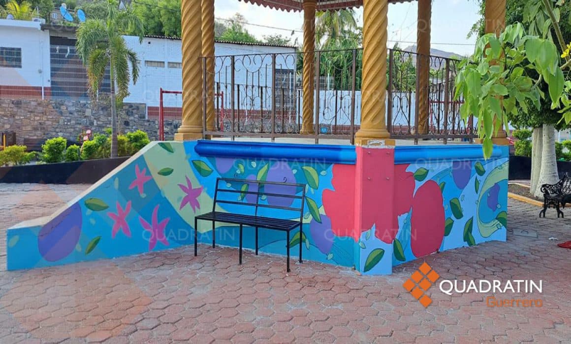 Plasman pintores guerrerenses murales en la comunidad Atzcala en Cocula