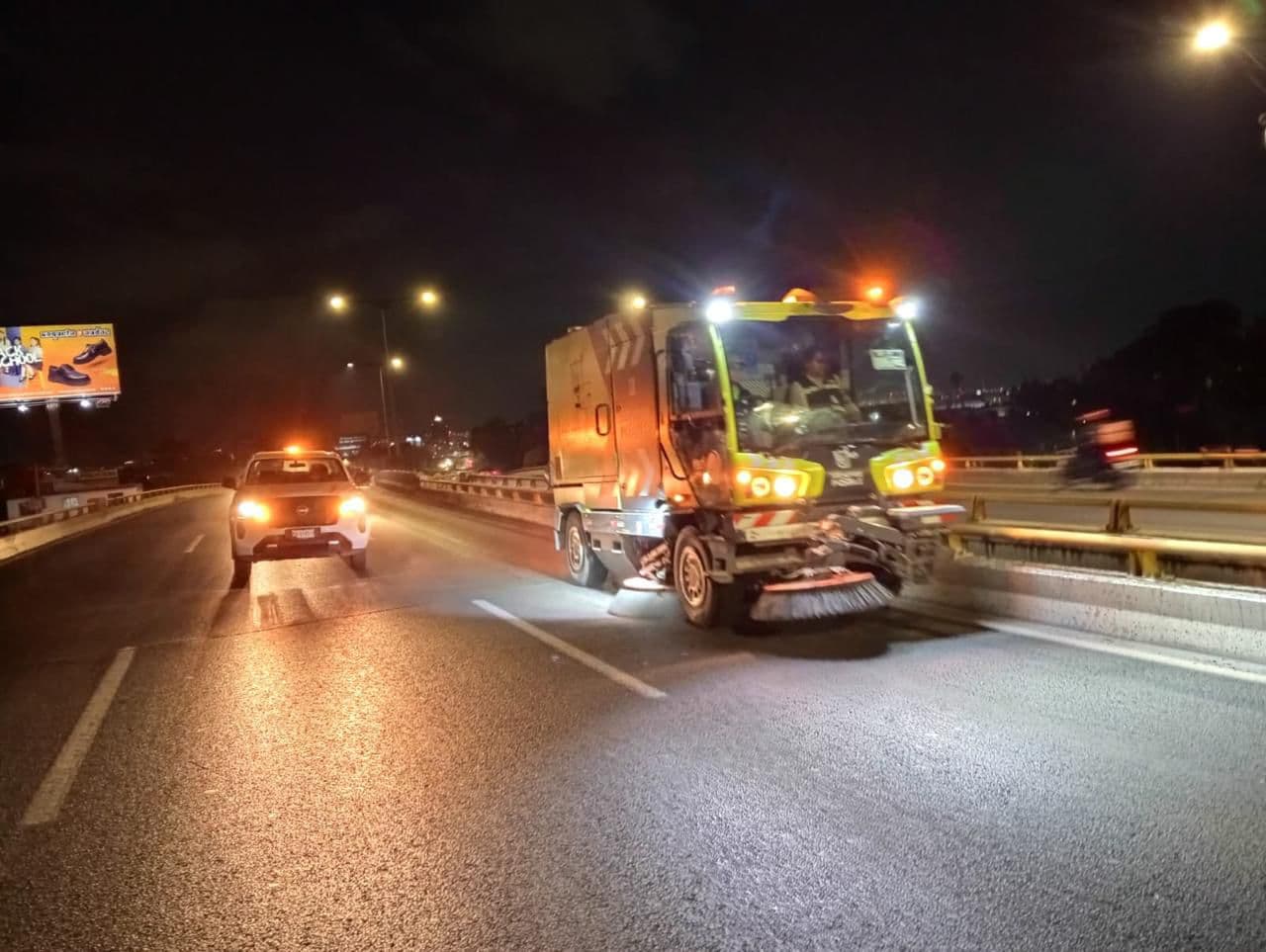 Ayuntamiento de SLP implementa barrido mecánico nocturno en Salvador Nava