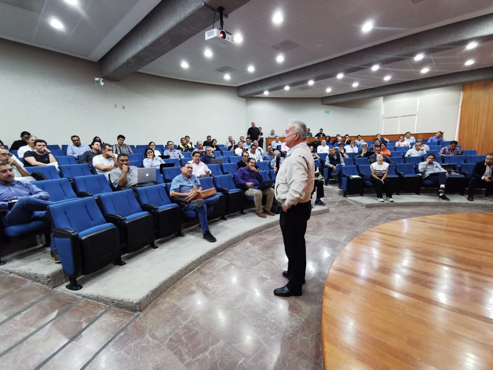 Ayuntamiento de SLP y Colegios Profesionalitas mejoran trámites de construcción