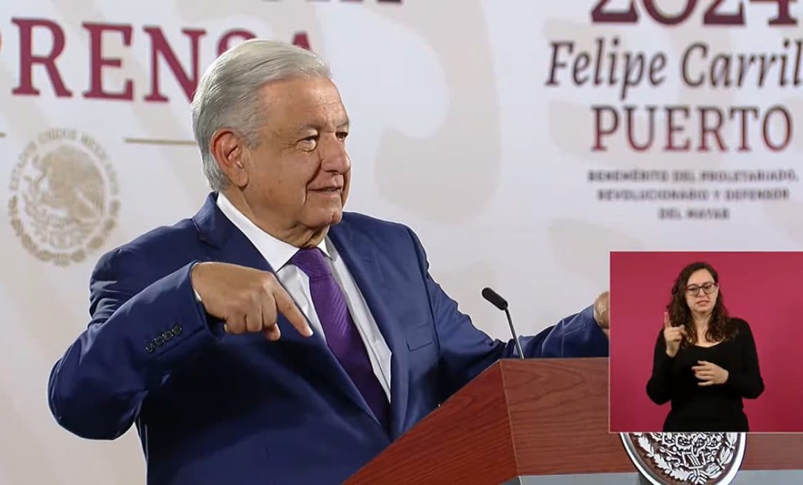 Ayotzinapa: AMLO pide a Zerón entregarse y aclarar acusación contra EPN