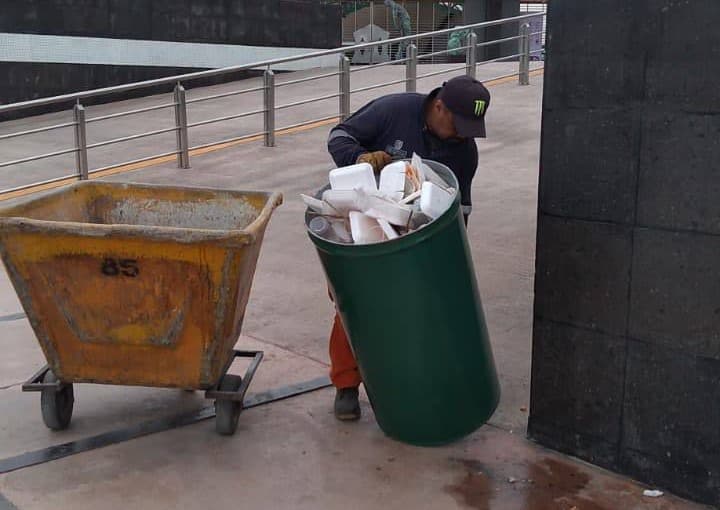 Mantiene Ayuntamiento labores de limpieza constante en la Fenapo