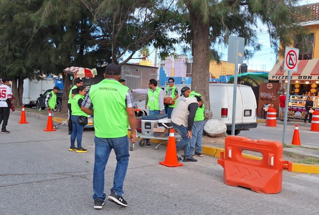Inspecciona Comercio negocios en alrededores de la Fenapo