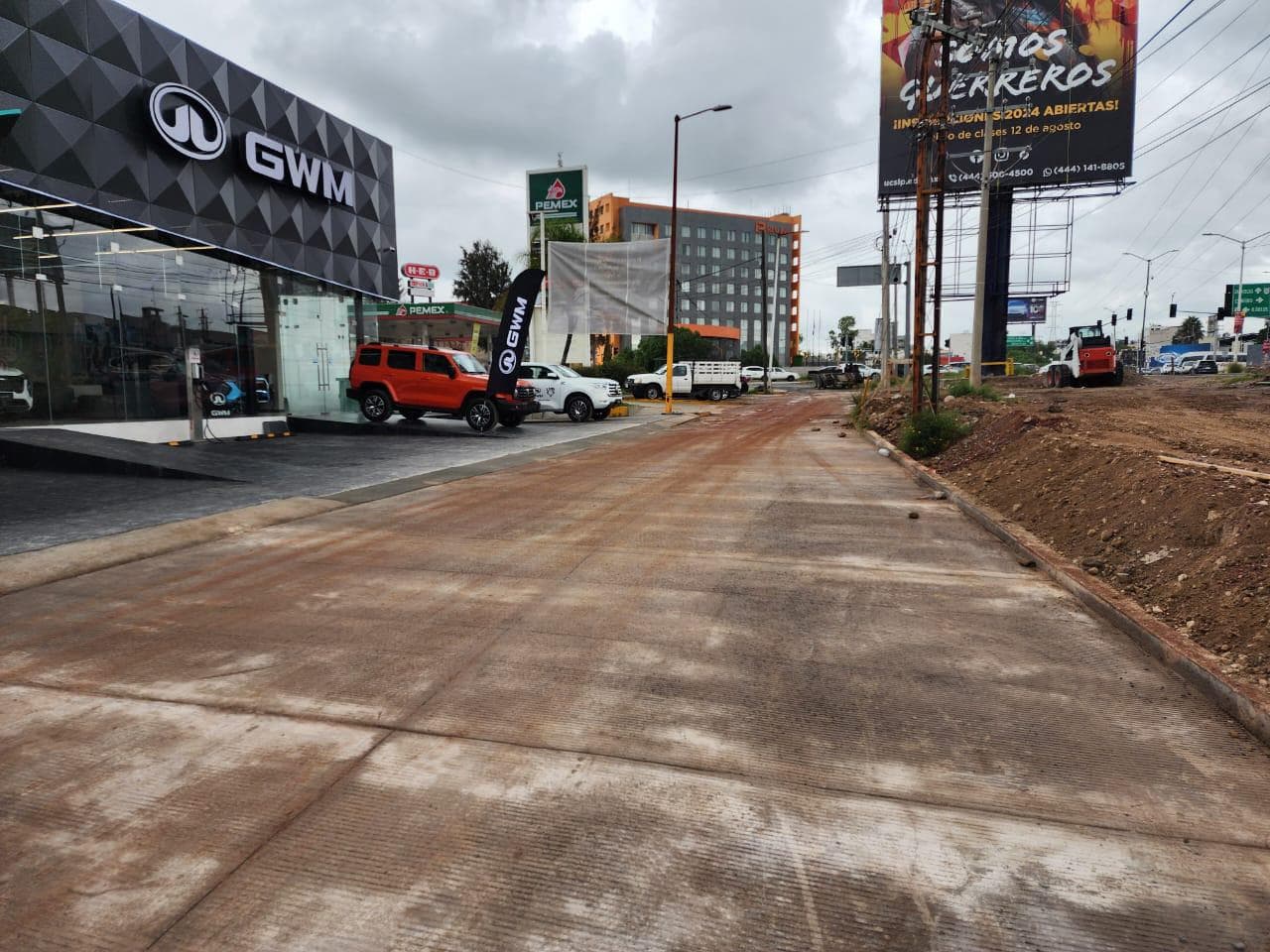 Concluye Interapas rehabilitación de red de saneamiento en Av. Sierra Vista