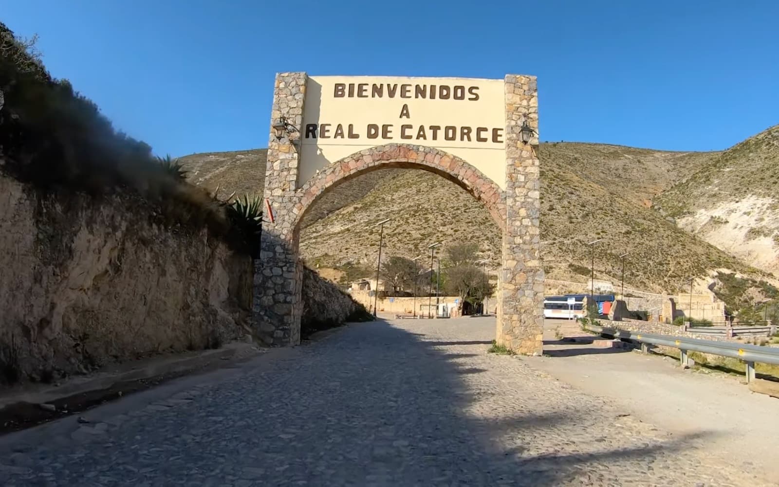 Planean concluir entrada monumental de Real de Catorce en su actual administración