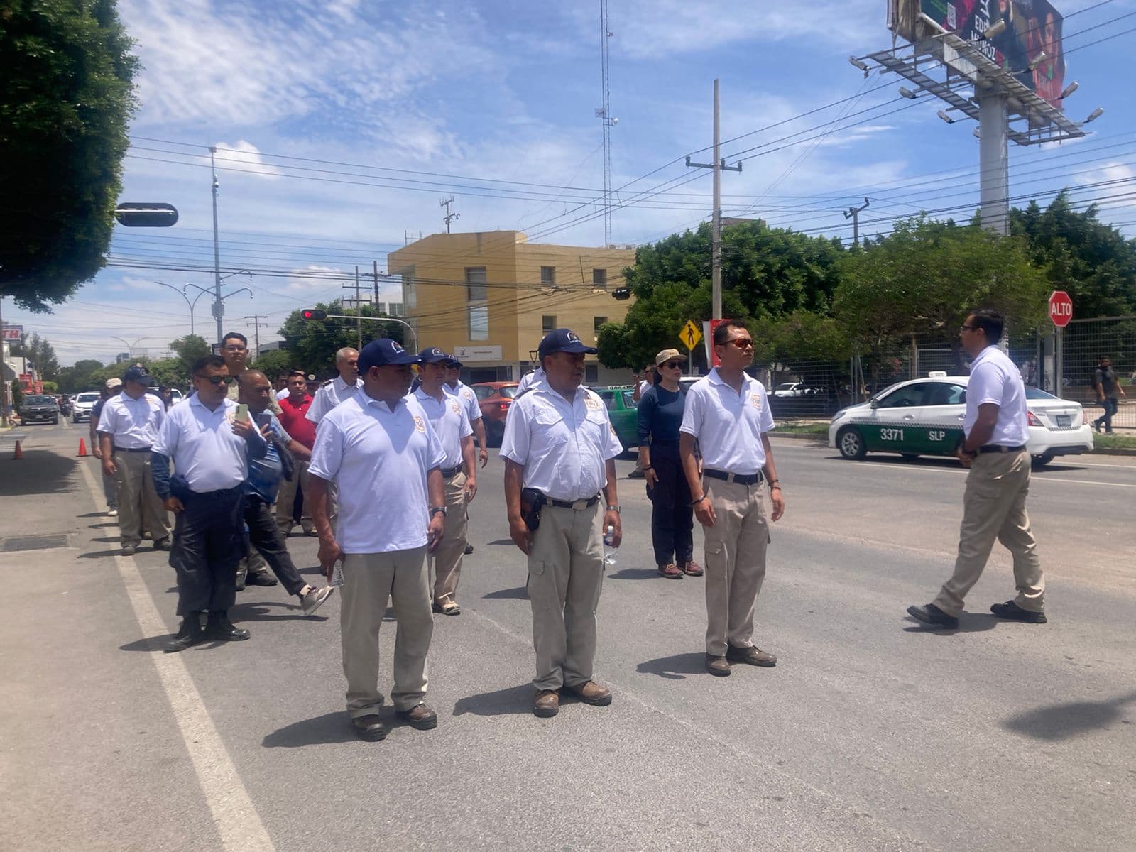 Se manifiesta cuerpo de bomberos ante malas condiciones laborales