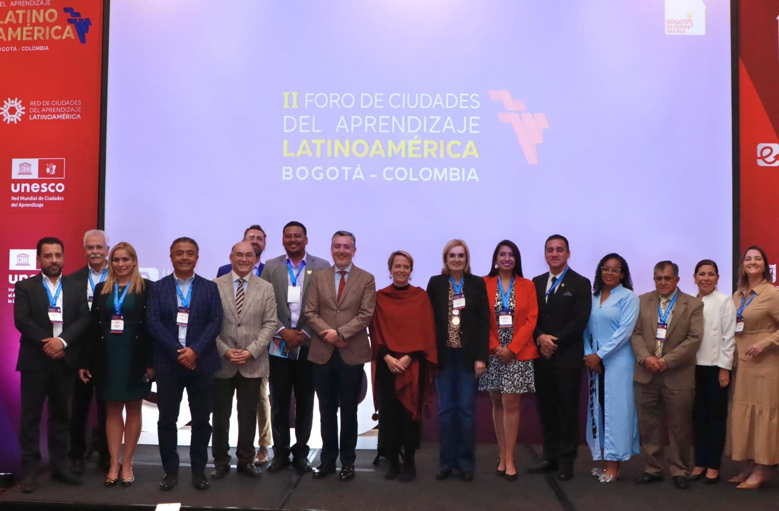Comparte Galindo casos de éxito con alcaldes de Latinoamérica en Foro en Colombia