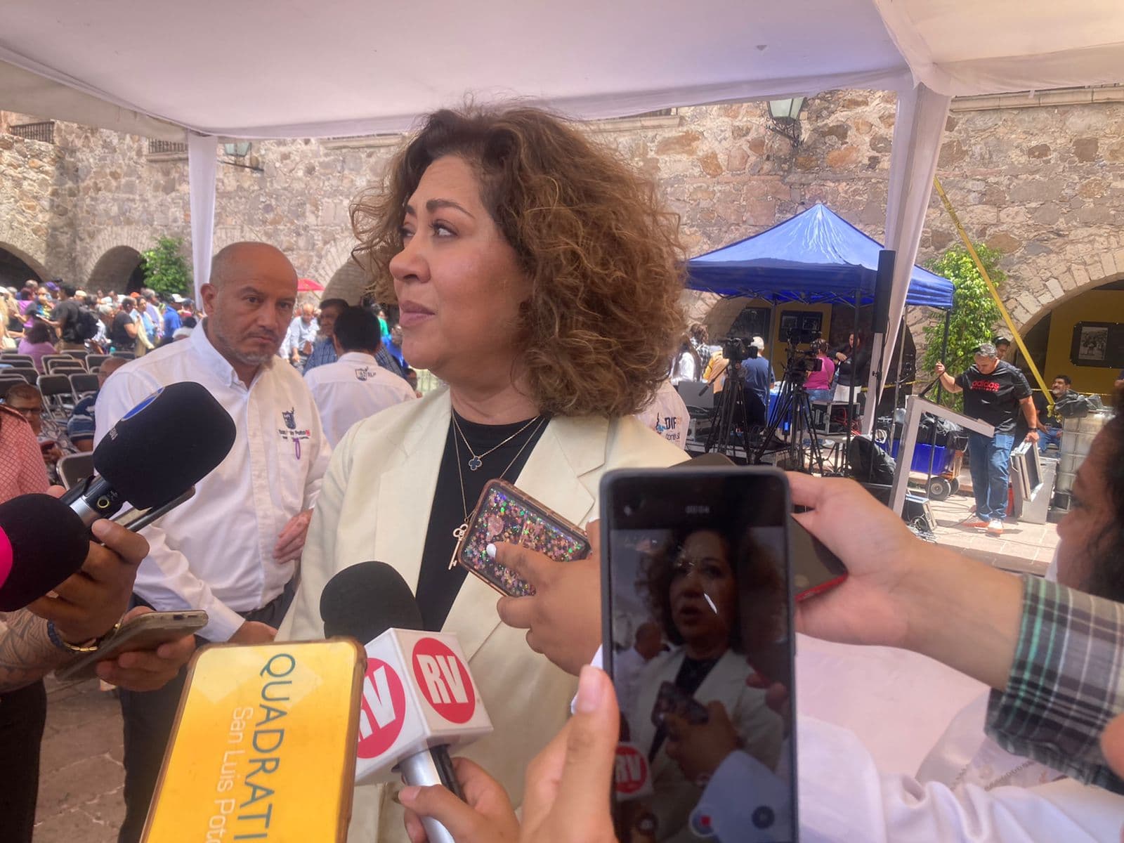 DIF Municipal ha entregado más de 10 mil apoyos visuales y auditivos en SLP