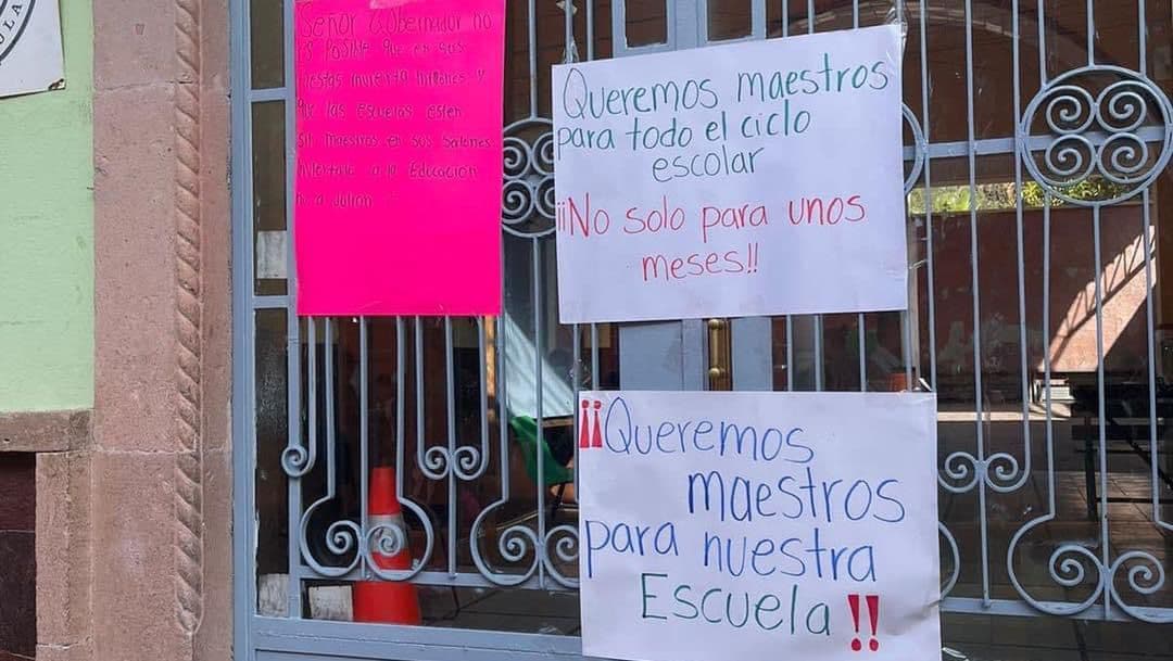 Crisis educativa en Tierra Nueva por falta de maestros