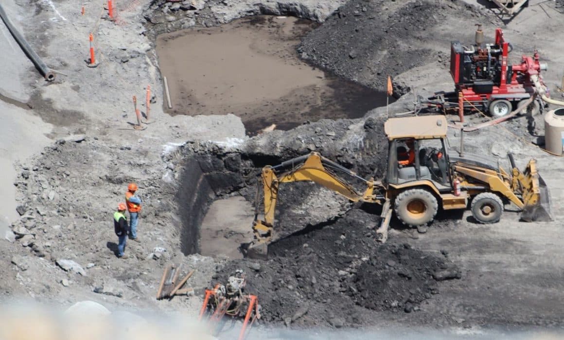 Recuperan restos de uno de los mineros atrapados en el Pinabete, Coahuila
