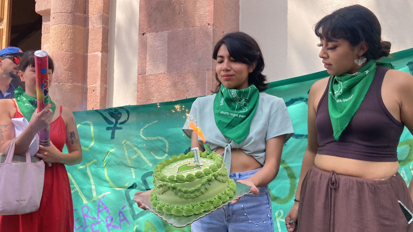 Colectiva ILE exige legislar la interrupción legal del embarazo en SLP