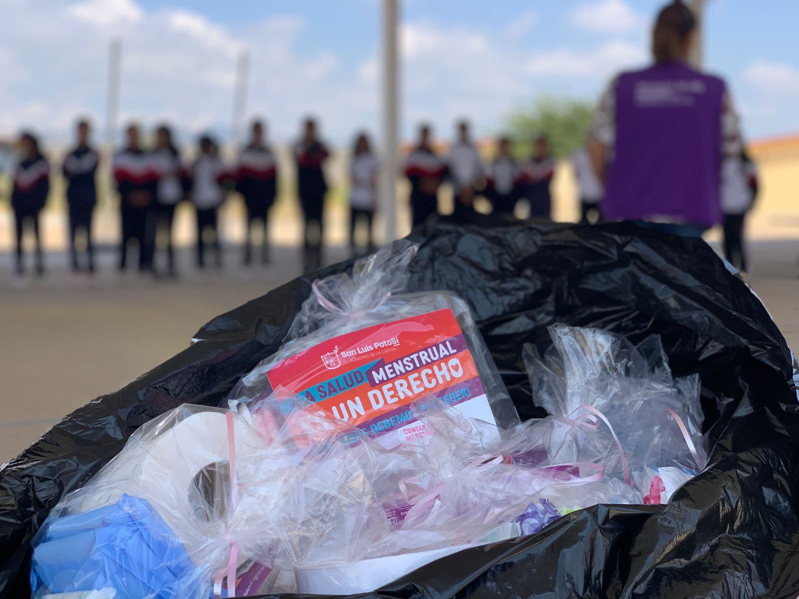 Inicia DIF Municipal campaña para una menstruación digna en Escalerillas