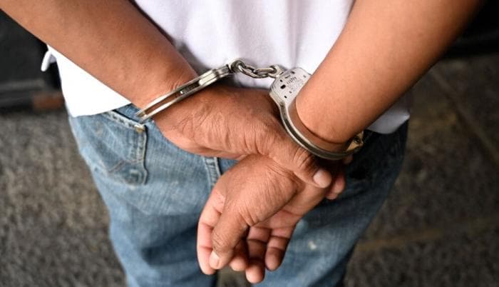 Exagente de policía de SLP enfrentará juicio por cohecho