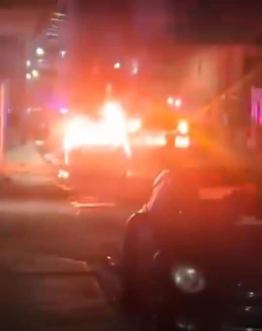 Vehículo embiste a motociclistas en rodada patriótica