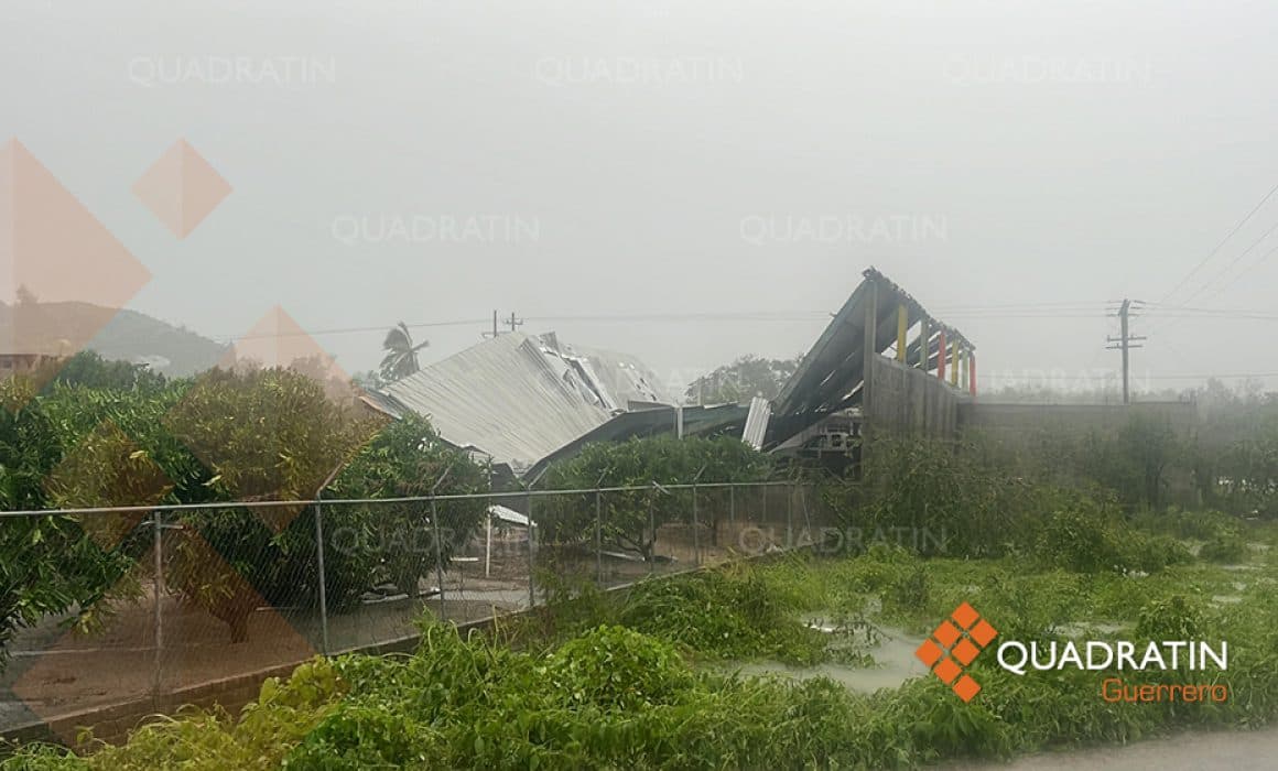 Aumenta a 5 la cifra de muertos por el huracán John en Guerrero
