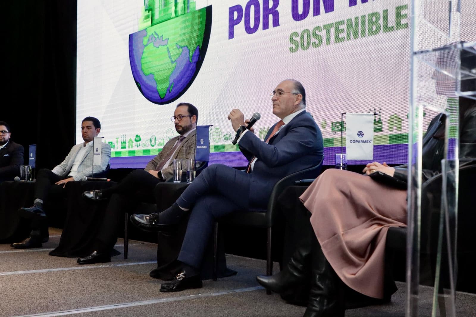 Apoya Enrique Galindo economía circular en Foro Nacional de Coparmex