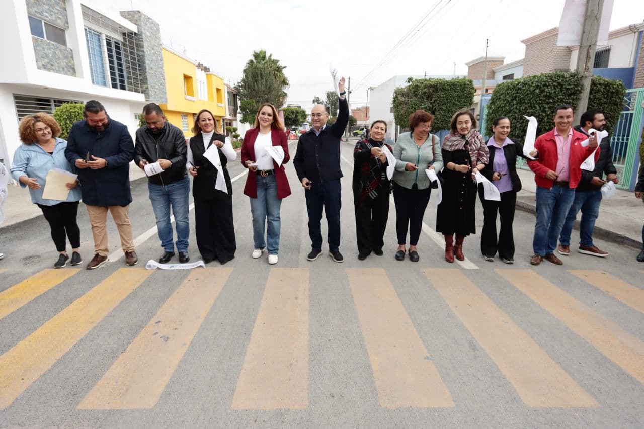 Realiza Alcalde inauguración de la calle María Grever en Col. Jardines del Estadio