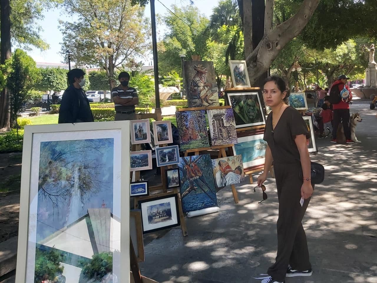 Se reúnen artistas potosinos para vender y exhibir su obra en Tequis