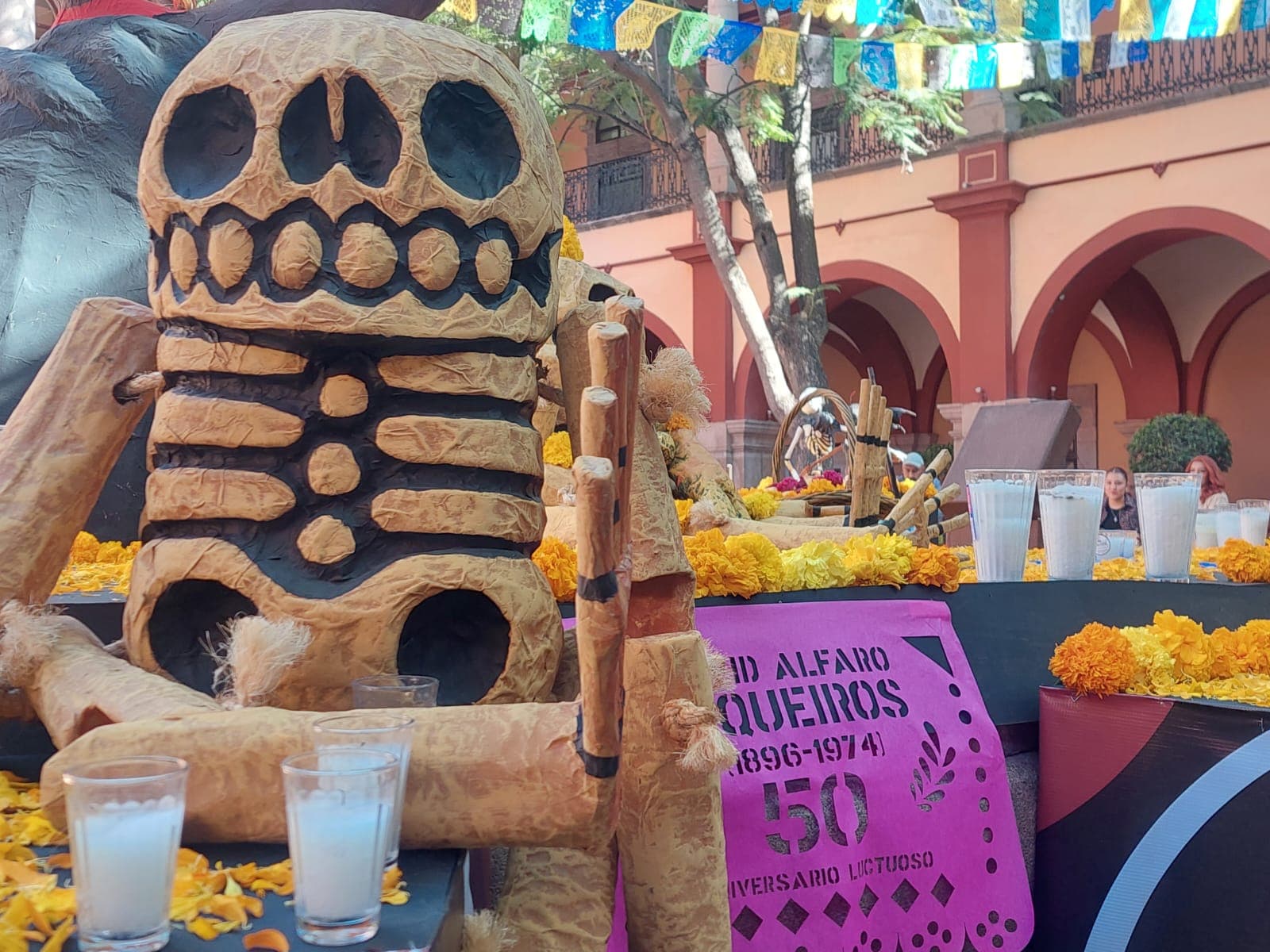 Honrará UASLP a Alfaro Siqueiros en altar de Día de Muertos