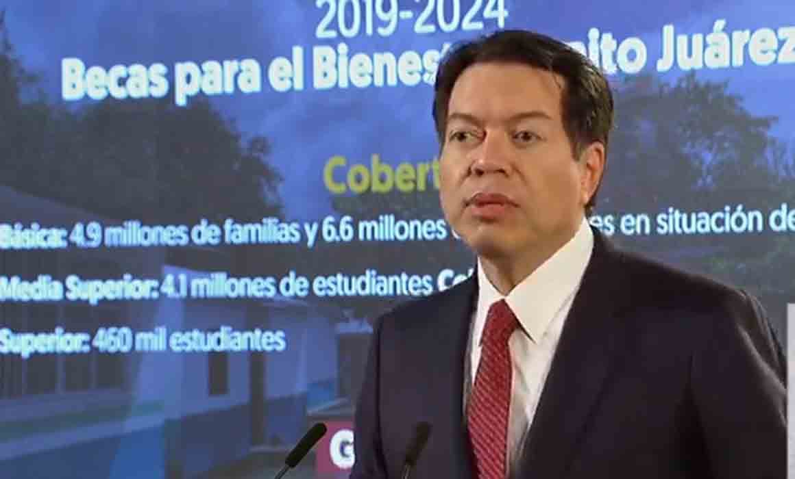 Anuncia SEP nueva beca universal; inicia secundaria con mil 900 pesos
