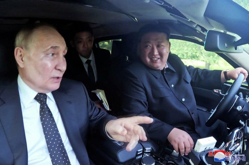 Amenaza Kim Jong con una guerra termonuclear