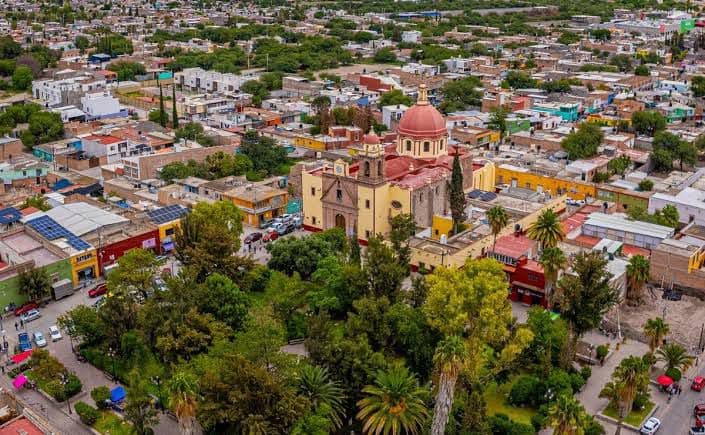 Señala Regidora de Pozos graves problemas de visión y recursos en el municipio