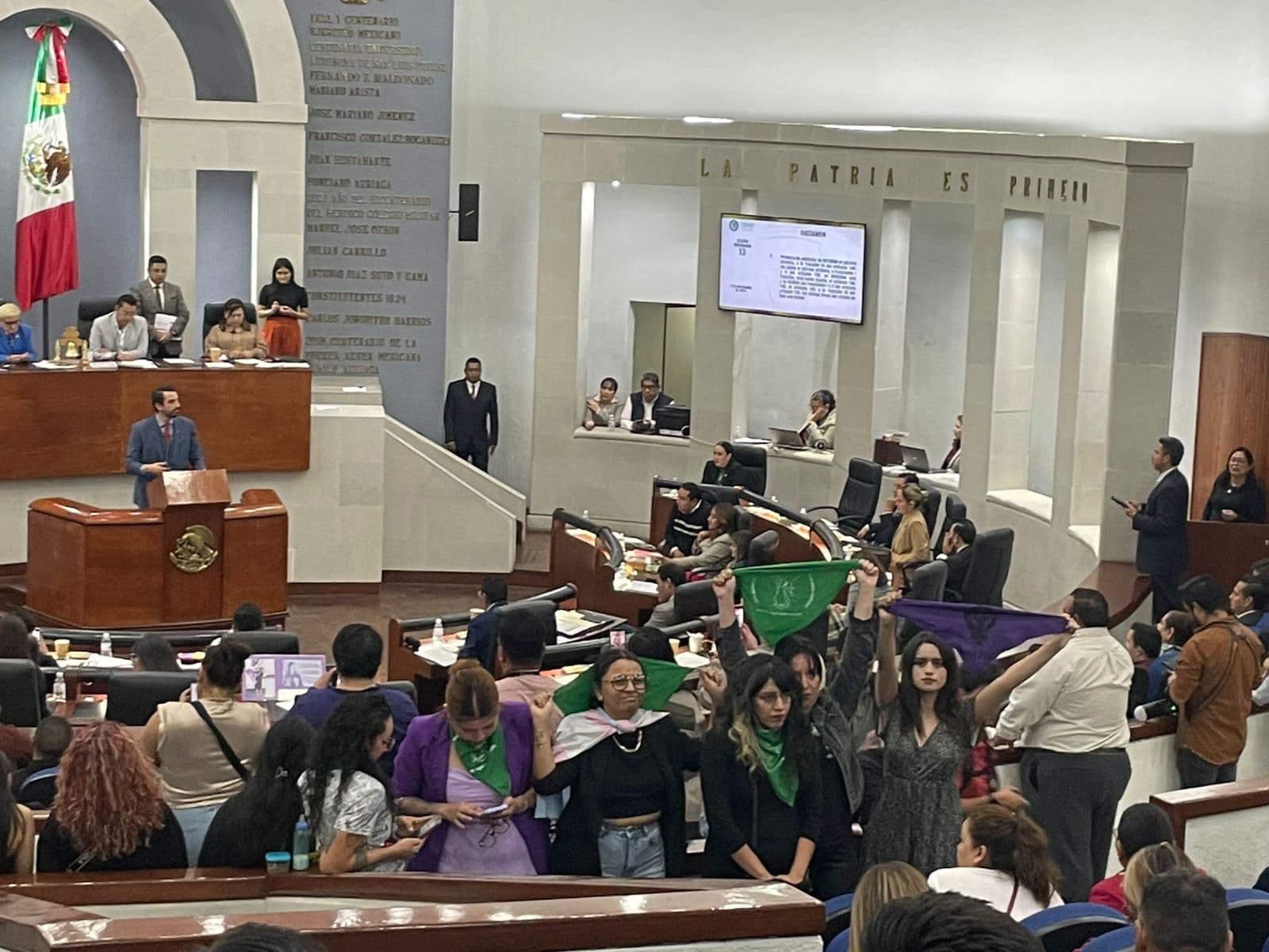 Congreso del Estado aprueba despenalización del aborto
