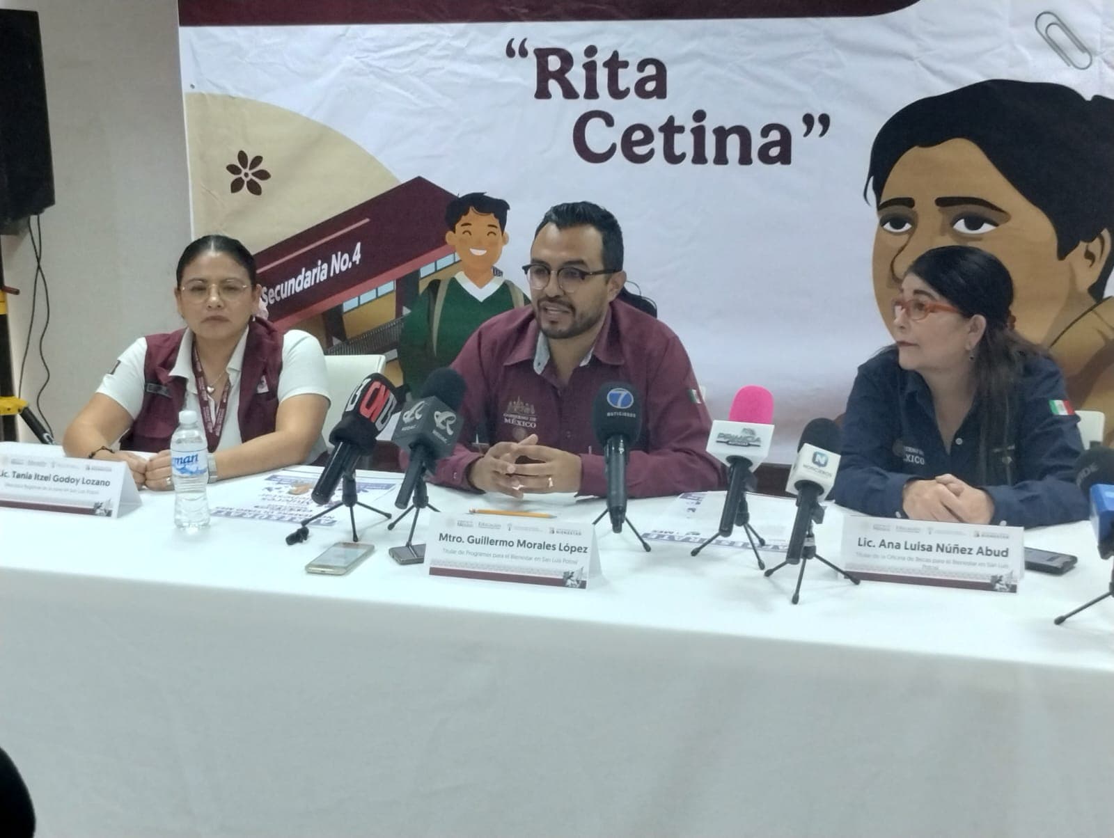 Llama Secretaría del Bienestar a evitar malentendidos con beca Benito Juárez