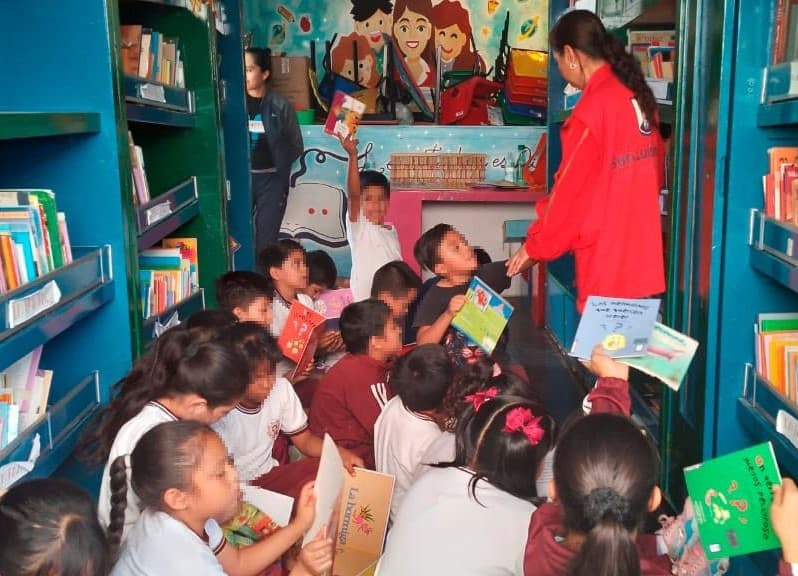 Disfrutan más de 600 niños y niñas de la Biblioteca Móvil de Ayuntamiento